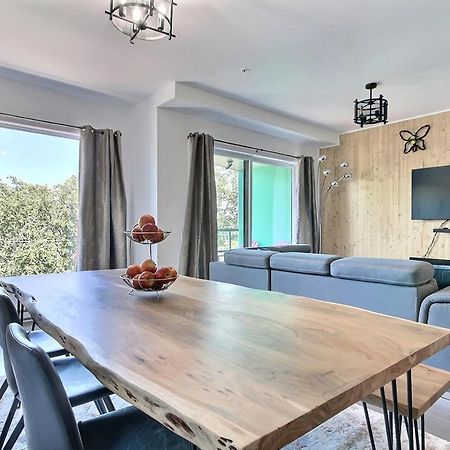 Good Vibes Only -Modern And Spacious 2 Bedroom Condo 4 Beds Free Parking, Gym Quebec Exteriér fotografie