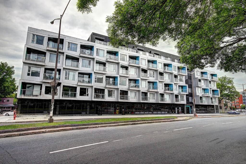 Good Vibes Only -Modern And Spacious 2 Bedroom Condo 4 Beds Free Parking, Gym Quebec Exteriér fotografie