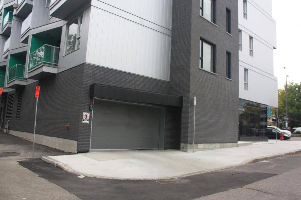Good Vibes Only -Modern And Spacious 2 Bedroom Condo 4 Beds Free Parking, Gym Quebec Exteriér fotografie