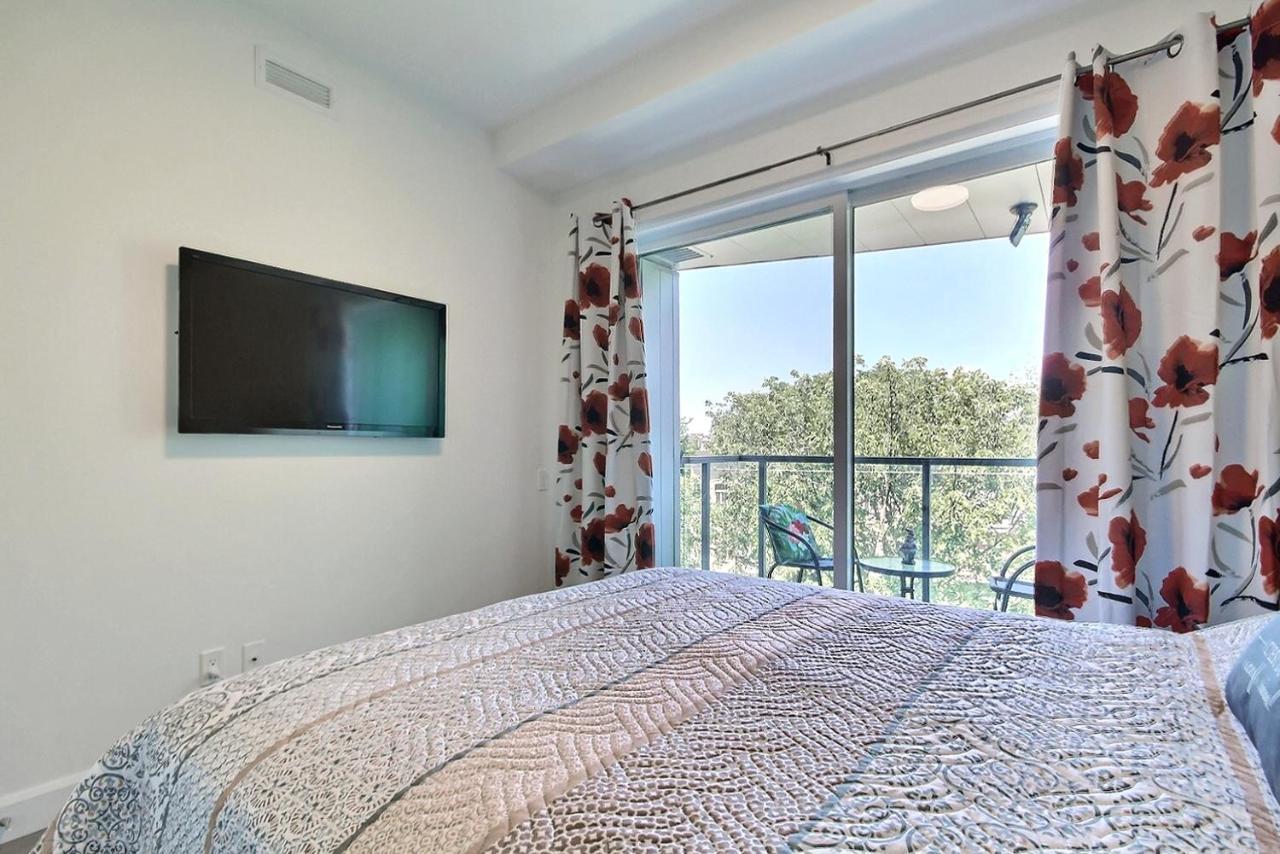 Good Vibes Only -Modern And Spacious 2 Bedroom Condo 4 Beds Free Parking, Gym Quebec Exteriér fotografie