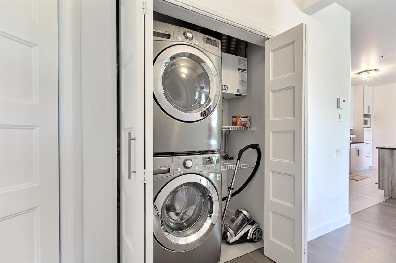 Good Vibes Only -Modern And Spacious 2 Bedroom Condo 4 Beds Free Parking, Gym Quebec Exteriér fotografie